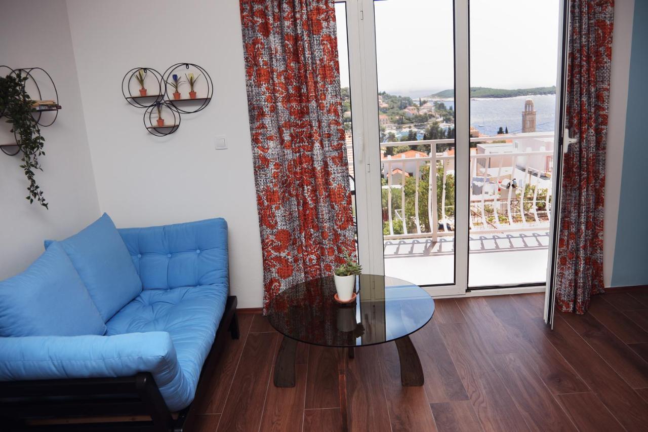Tanya-Apartments And Rooms Hvar Town Exterior foto
